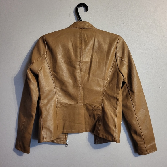 NWOT Brown faux leather jacket / Manteau en faux cuir brun - Picture 3 of 13